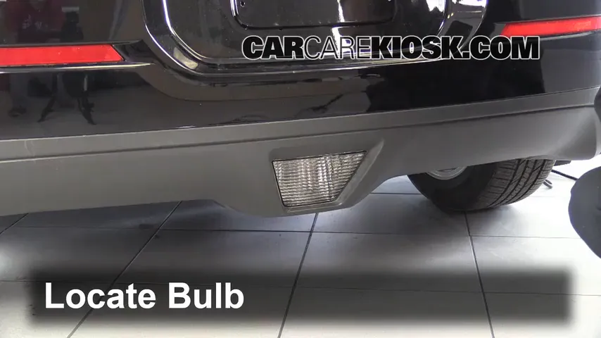2013 Chevrolet Volt 1.4L 4 Cyl. Éclairage Feux de marche arrière (remplacer une ampoule)